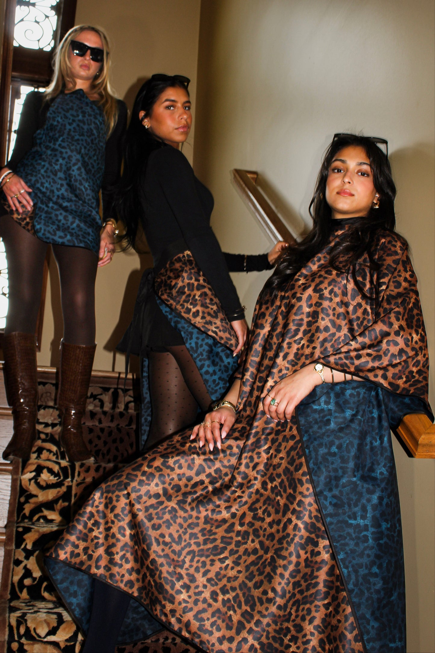 2FACED LEOPARD FIX REVERSIBLE CAPE
