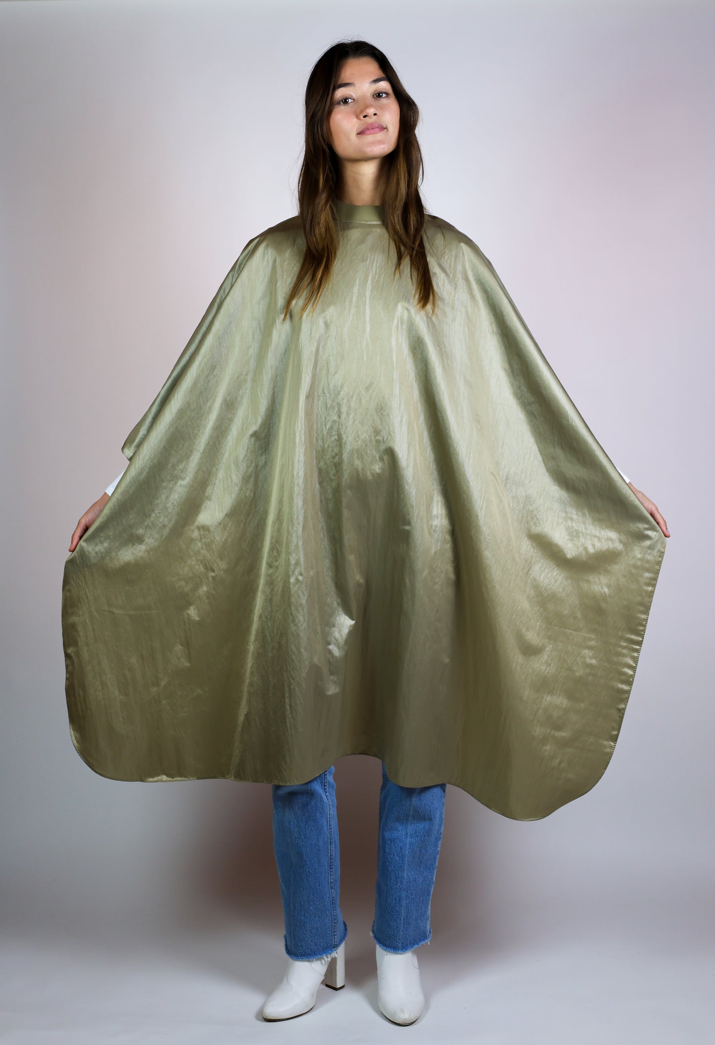 A DURALUXE LIQUID CHAMPAGNE MIST SILICONE COLLAR CAPE CUSTOM BRANDING