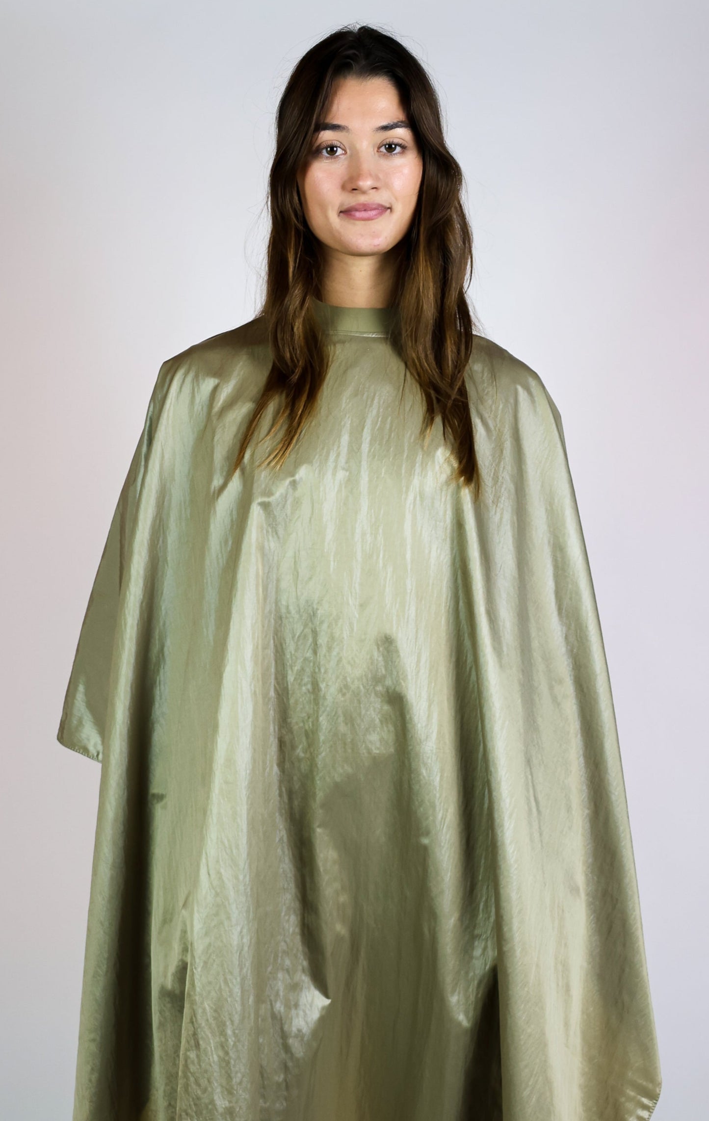 A DURALUXE LIQUID CHAMPAGNE MIST SILICONE COLLAR CAPE CUSTOM BRANDING