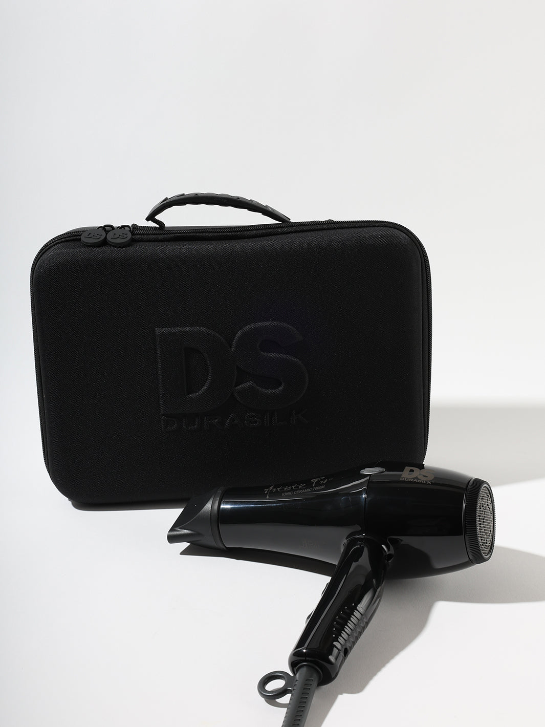 DS ARTISTIC PRO IONIC 7000 DRYER WITH TRAVEL CASE