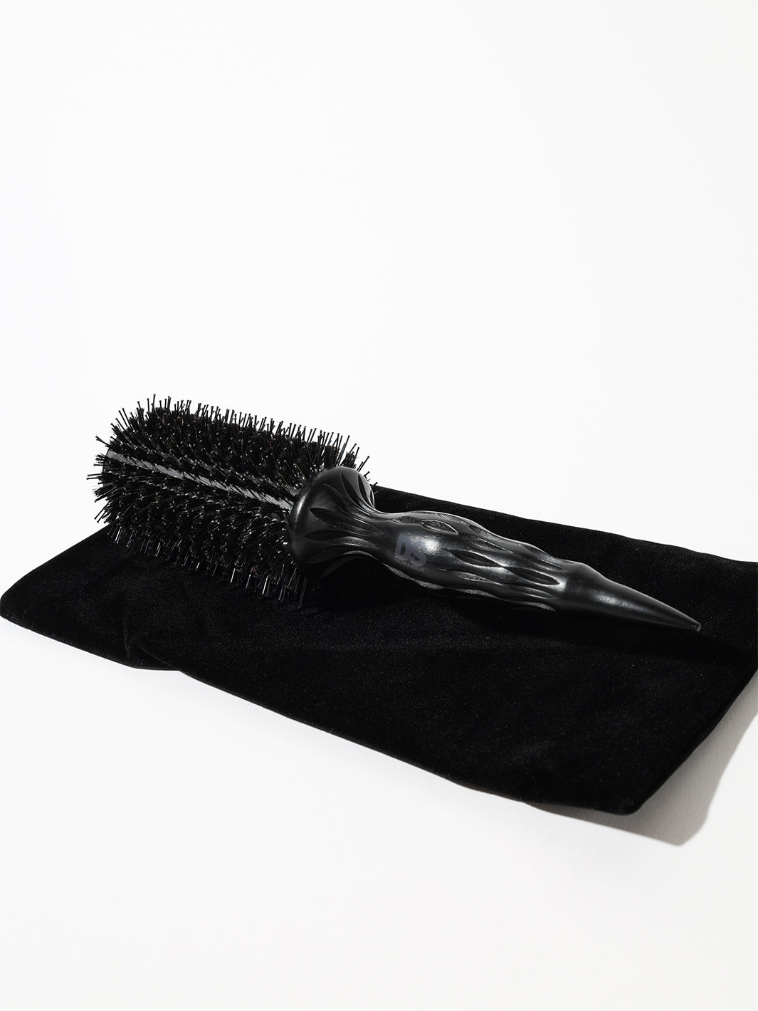 DS ARTISAN PRO ROUND BRUSH