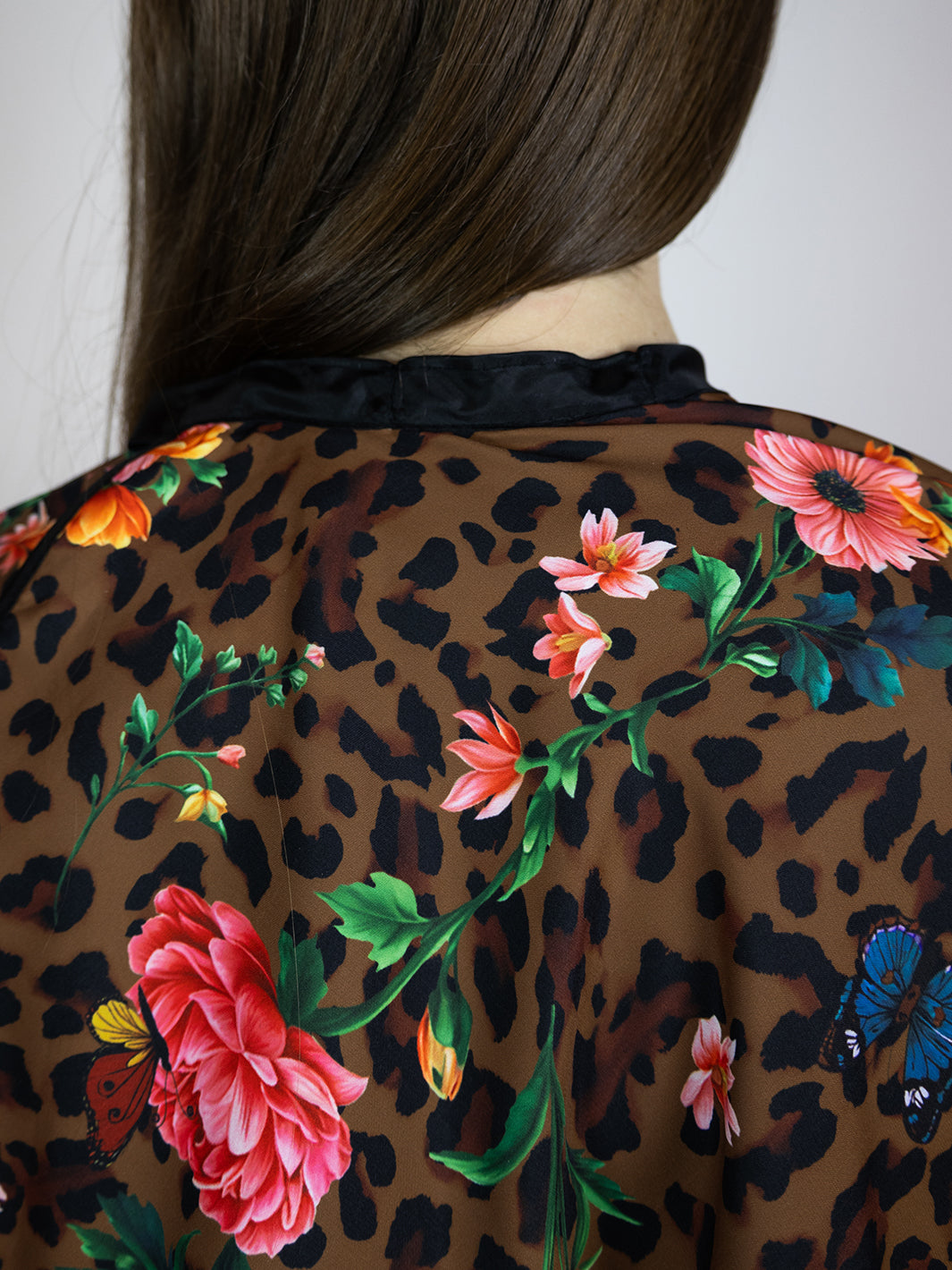 OUT OF STOCK A LEOPARD BLOSSOM CAPE CUSTOM BRANDING