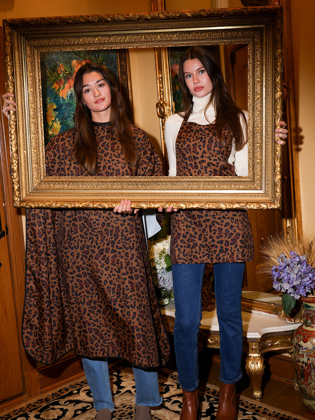 NEW REVERSIBLE LEOPARD / LEOPARD BLOSSOM APRON