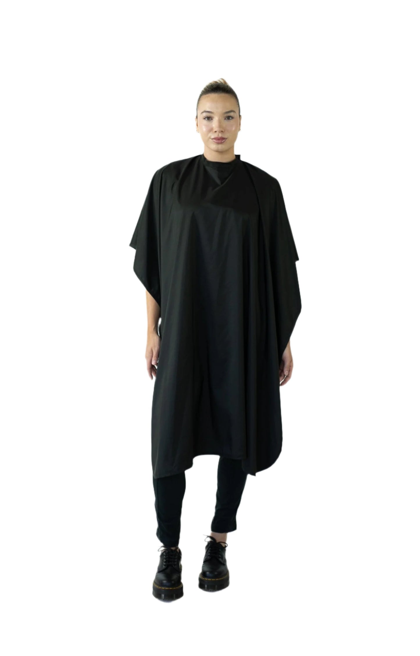 BRANDING STUDIO KIT 3: 4 WATERPROOF CAPES / 4 WATERPROOF APRONS / 4 SHIRTS WITH LOGO