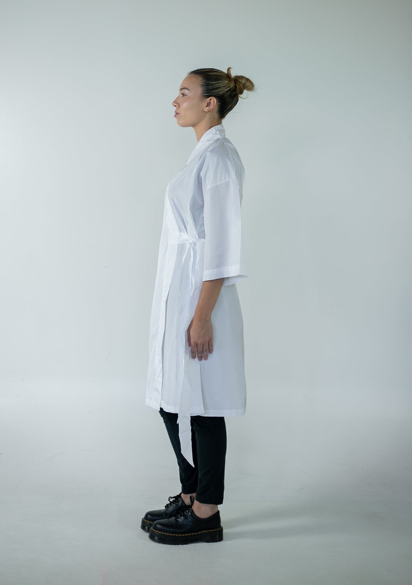 D DS WHITE CLASSIC ROBE CUSTOM BRANDING