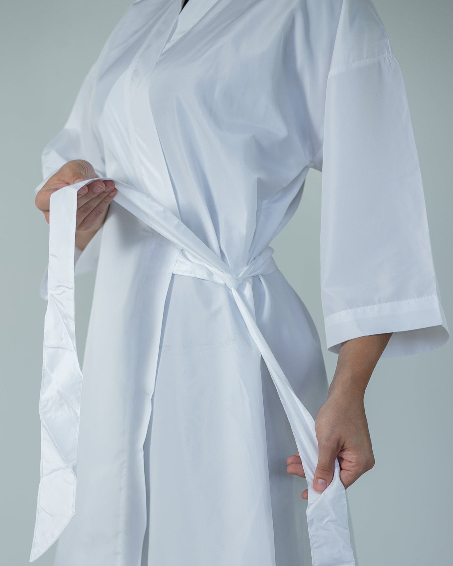 D DS WHITE CLASSIC ROBE CUSTOM BRANDING