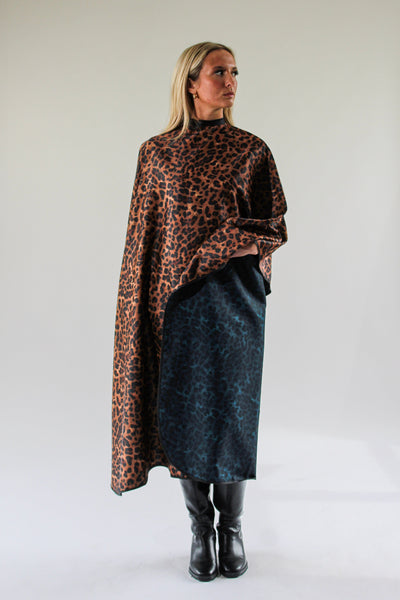 2FACED LEOPARD FIX REVERSIBLE CAPE