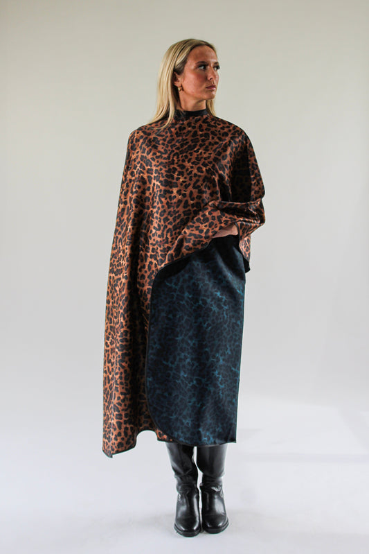 2FACED LEOPARD FIX REVERSIBLE CAPE