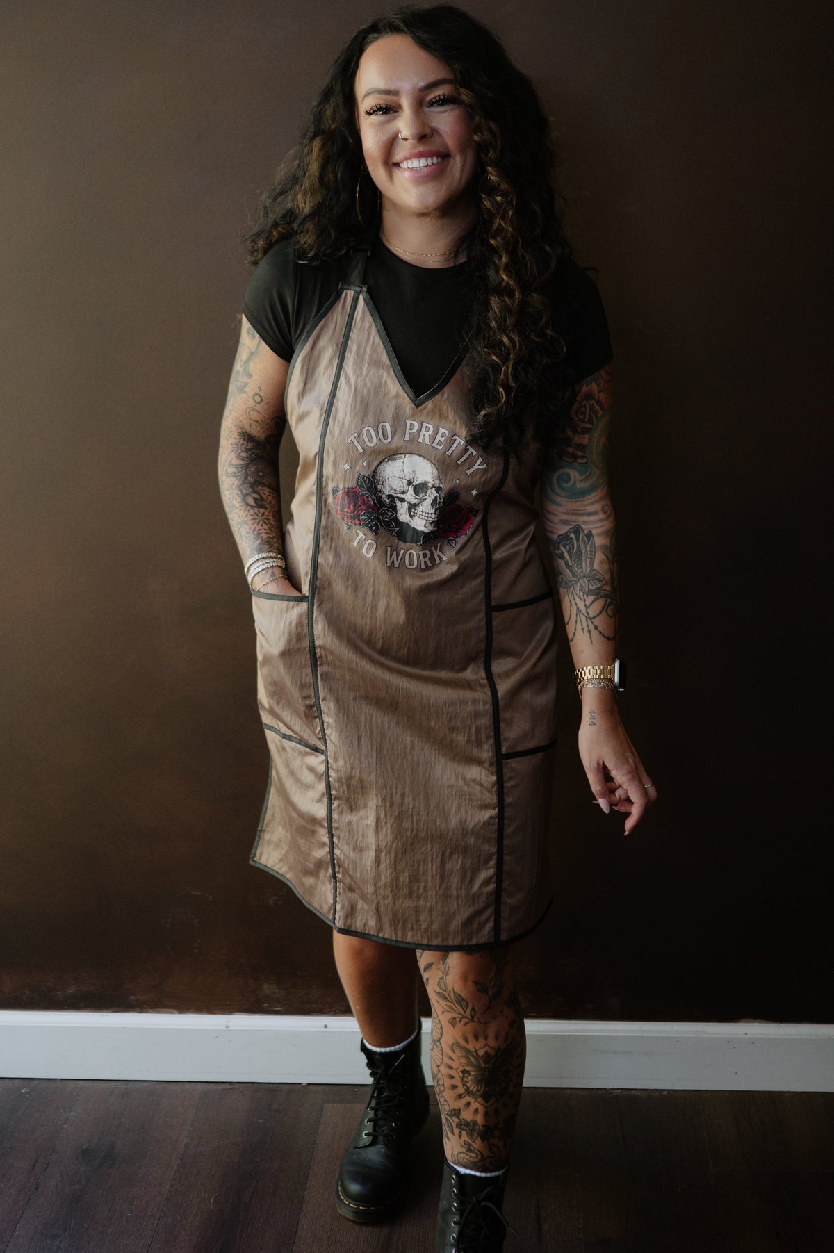 SKULL WITH FLOWERS APRON