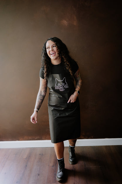 HAIRSTYLIST SKELETONS WATERPROOF APRON