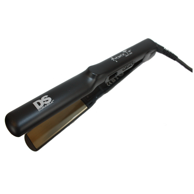 DS ARTISTIC PRO STYLER – WITH HOT TOOL TRAVEL BAG